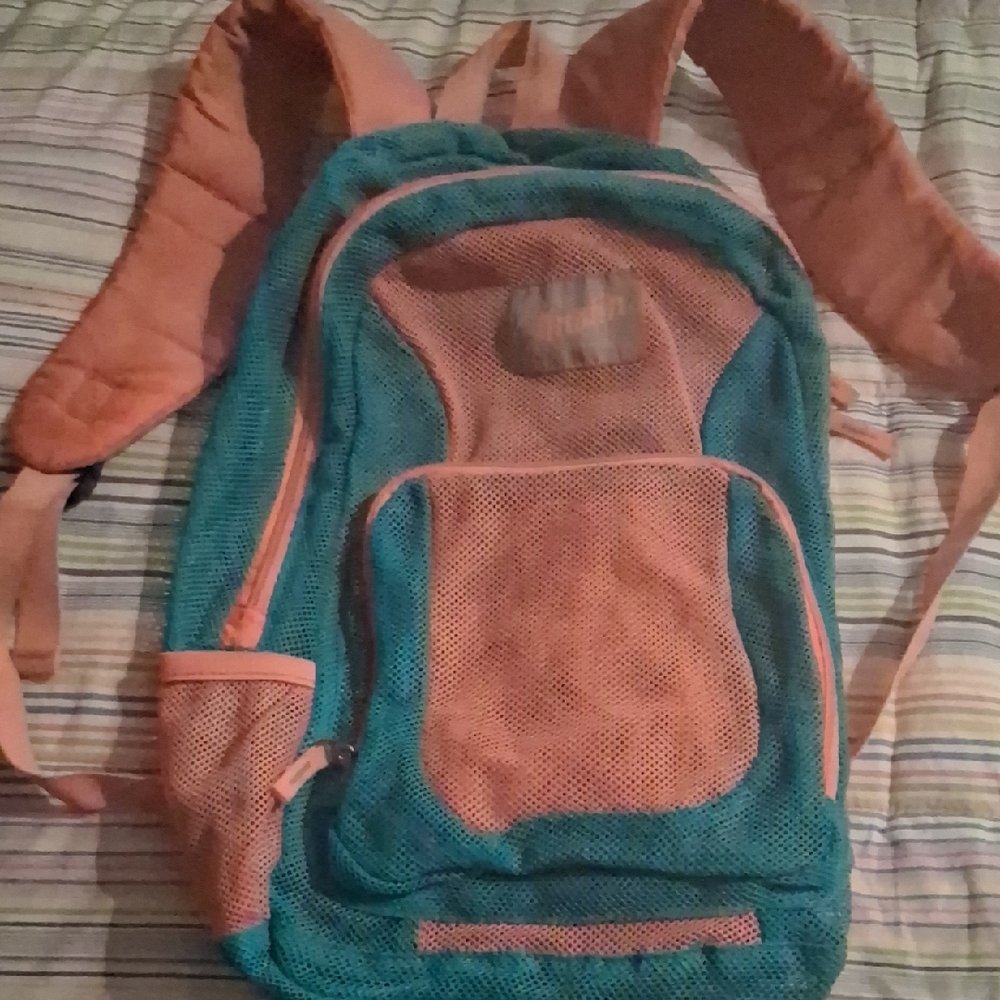 Trendy, For All. Amazing AustinSupplyCo Mesh Bookbag!